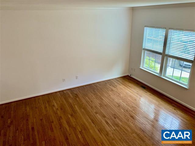 Photo - 836 Rockcreek Rd