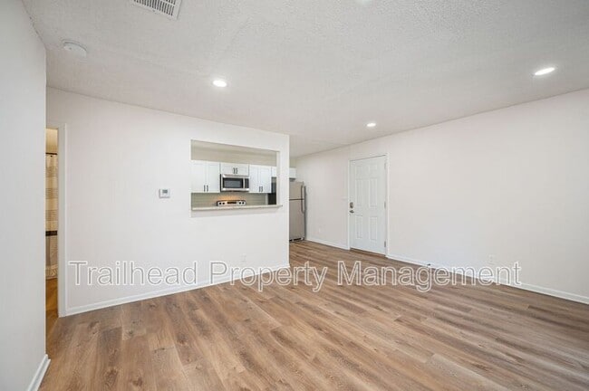 Photo - 6621 W 94th Terrace