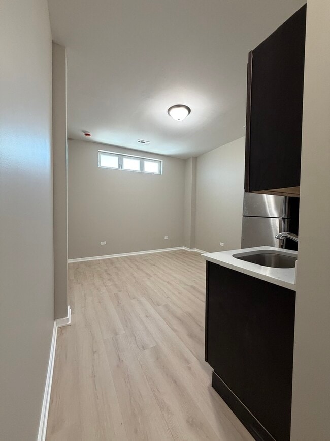 Photo - 24 N Pulaski Rd