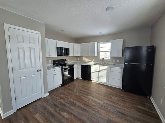 Photo - 1674 Ridgeview Ct