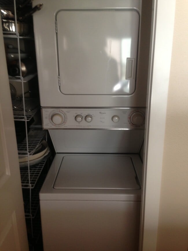 Photo - 2200 Thorndyke Ave W Unit 306