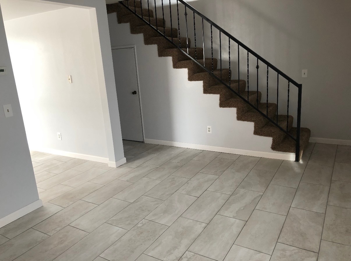 Photo - 6720 Newlin Ave