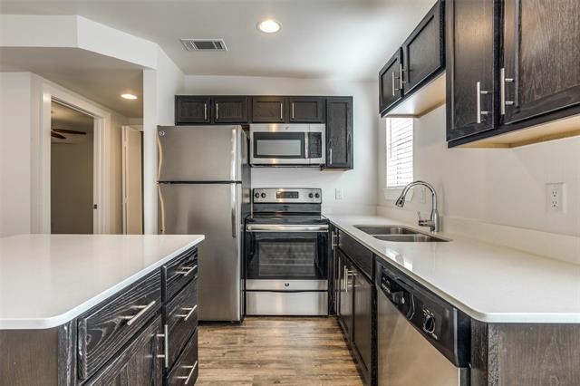 Building Photo - 2106 Bennett Ave Unit 202 Rental