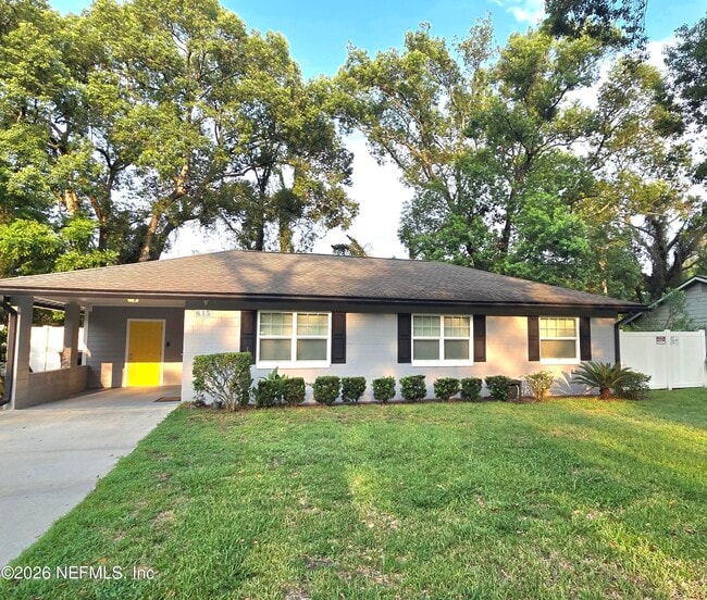 Building Photo - 615 Luna Ct