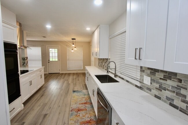 Photo - 3015 Green Fields Dr