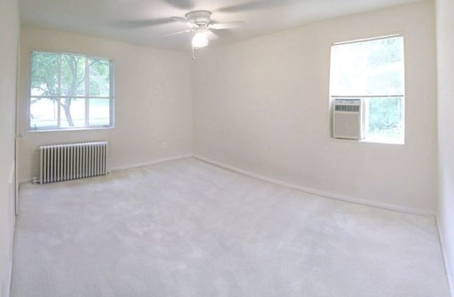 Photo - Arlington Boulevard Apartments