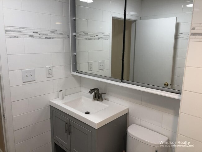 Photo - 215 Cedar St