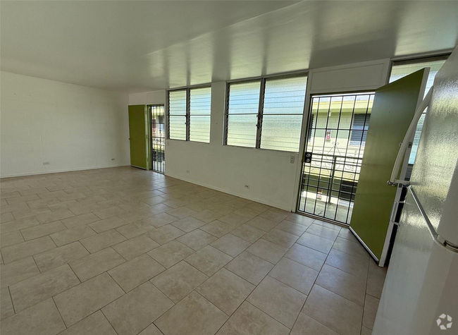 Building Photo - 68-051 Akule St Rental