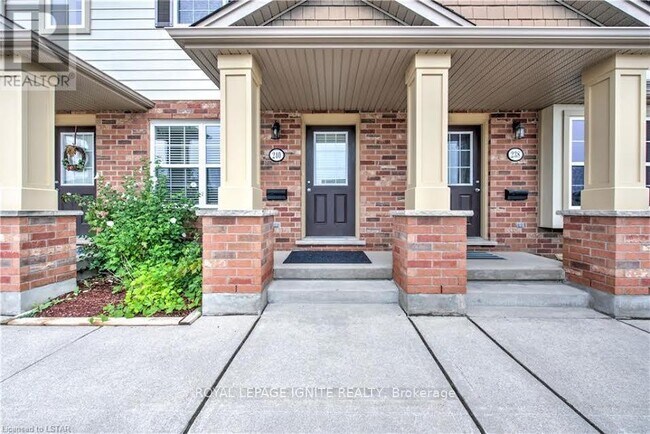 Photo - 3320 Meadowgate Blvd