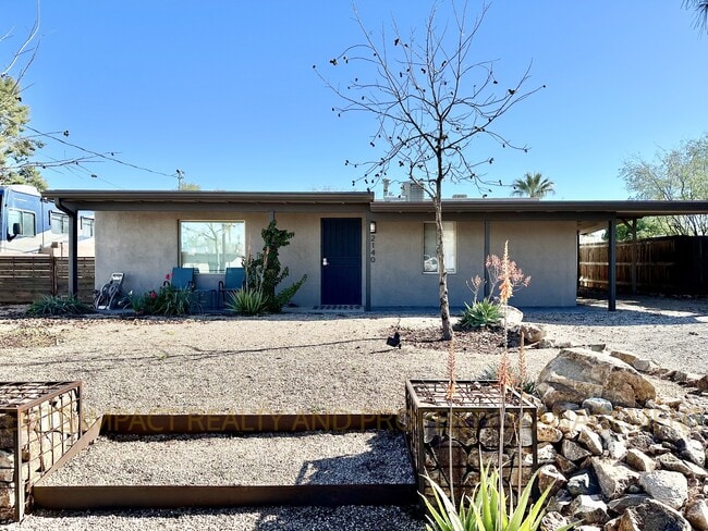 Building Photo - 2140 N Northway Ave