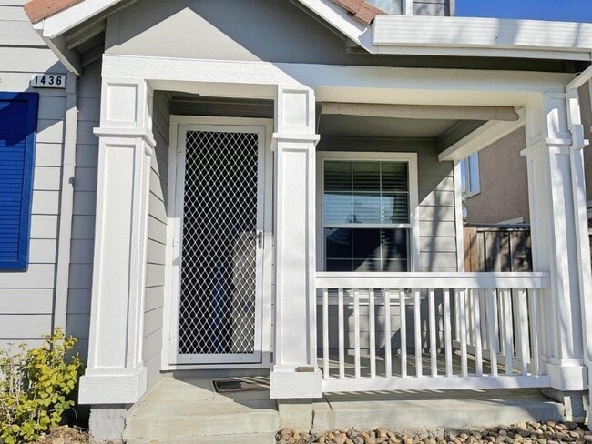 1436 Bello Dr