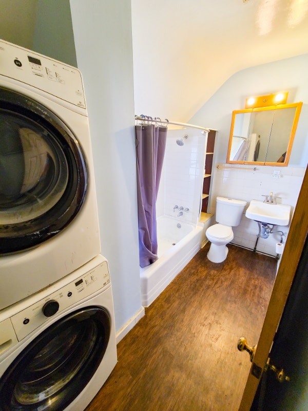 Photo - 653 W 17th St Unit 2