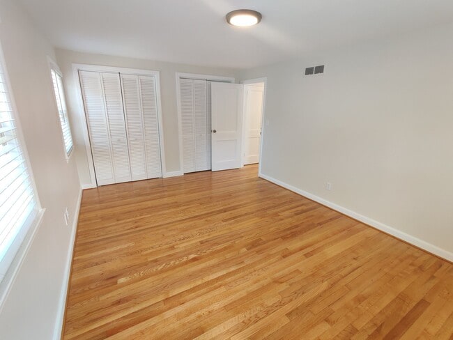 27 Mercury Ct