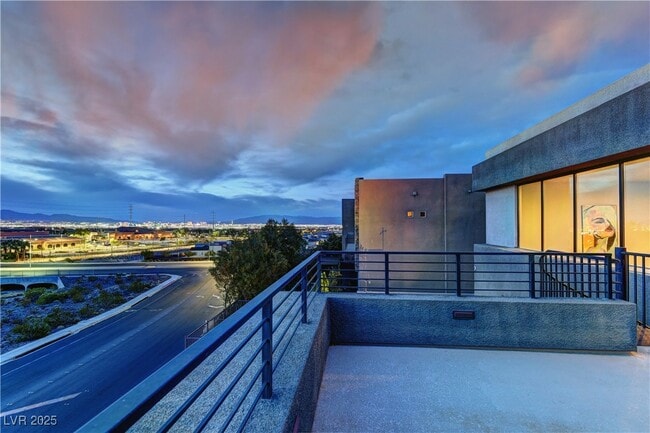 Photo - 861 Vegas View Dr