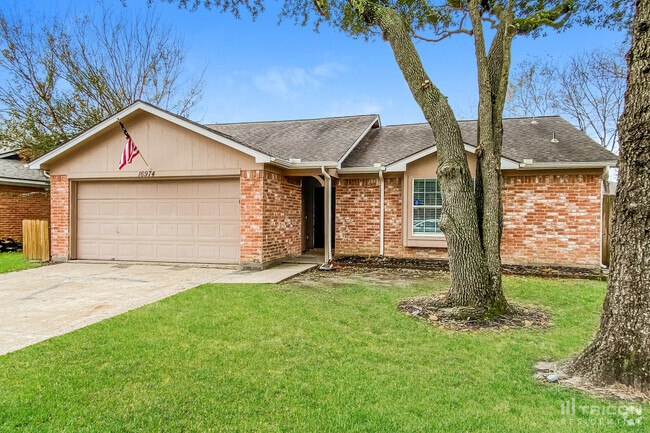 Building Photo - 16974 Larkspur Rental