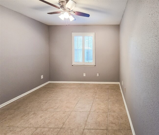 Building Photo - 725 Illinois Ave