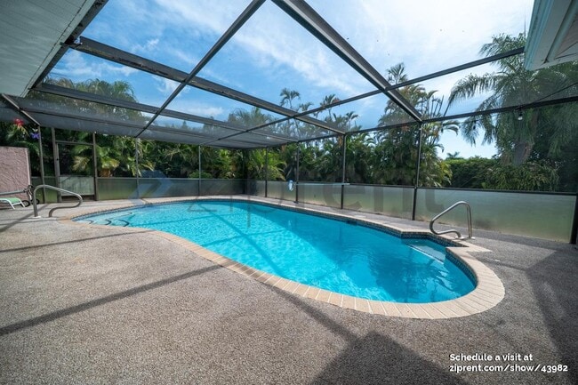Building Photo - 1774 Whiskey Creek Dr Rental