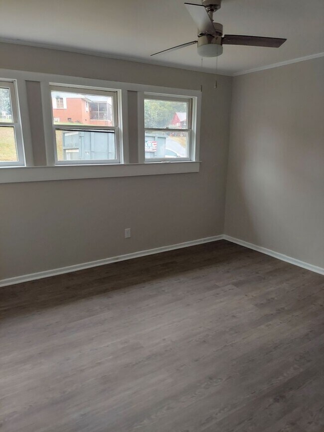 Photo - One-Story Duplex