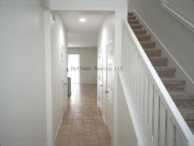 Photo - 2 Story Townhome in Pinellas Park