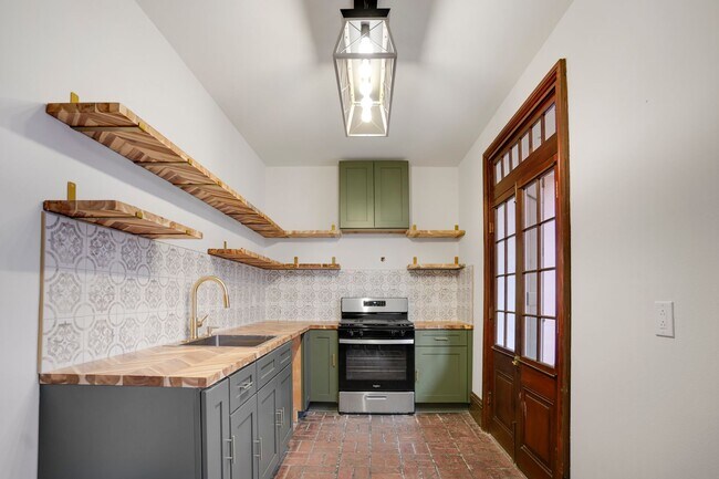 401 Burgundy St Unit 1003 Conti Street - 5
