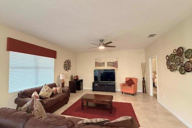Photo - 1423 Wexford Way