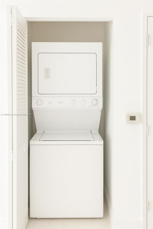 Photo - 951 Brickell Ave Unit 3103