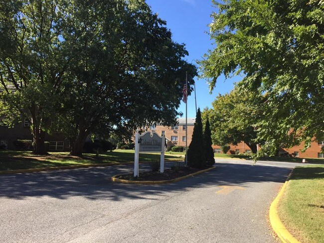 Colonial Village Apartments For Rent in New Castle, DE | ForRent.com