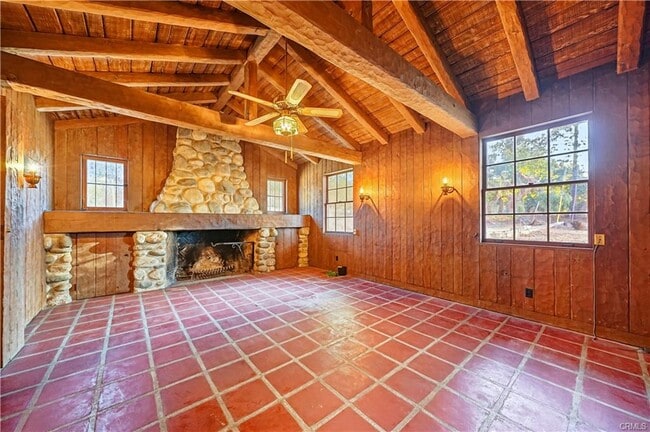 Photo - 1527 Royal Oaks Dr