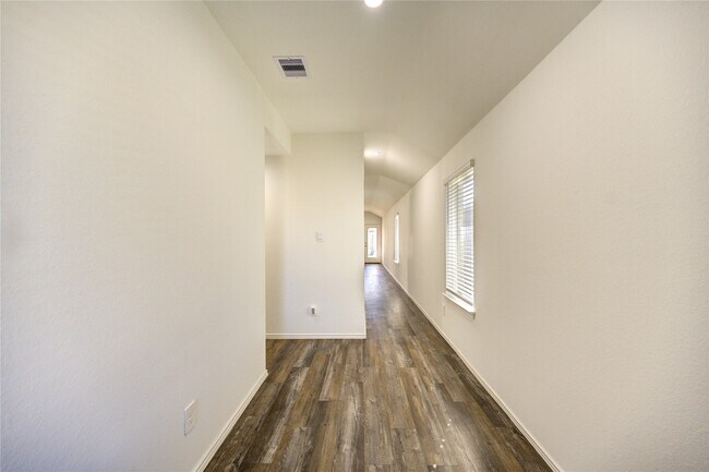 Photo - 5406 Castlebury Meadows Dr