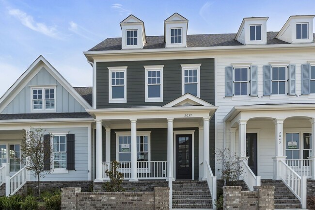 Building Photo - Luxurious Low-Maintenance Living in Westha... Rental