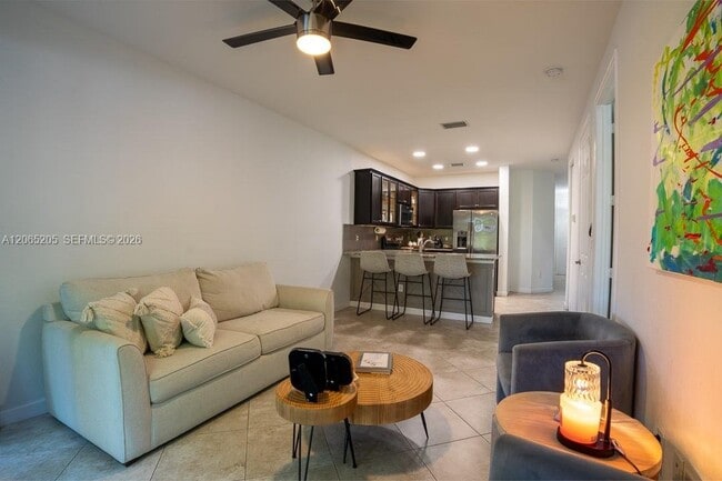 Photo - 6943 Halton Park Ln