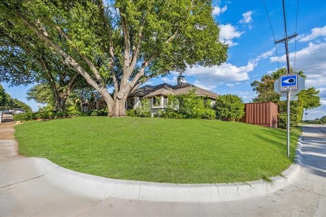 Photo - 2000 E Branch Hollow Dr