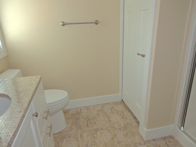 Photo - East Bay Condominiums 2 BR, 2 BA