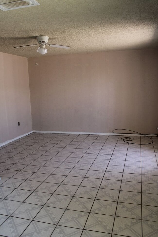 Photo - 1368 Reid Rd
