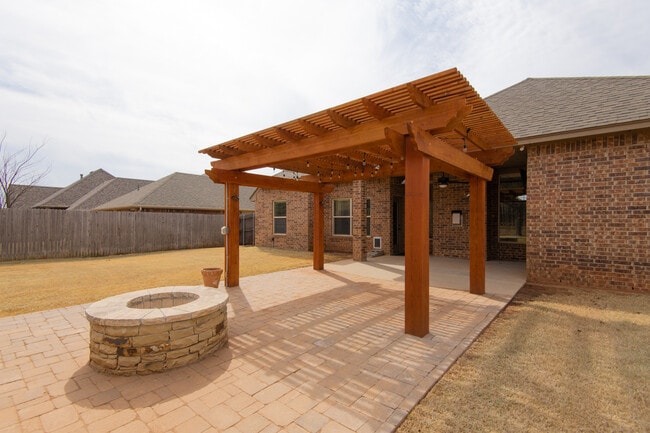 Photo - 2124 New Brook Dr