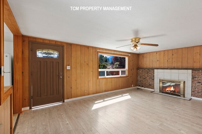 Photo - 14535 8th Ave NE