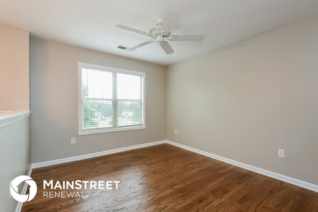 Photo - 30 Laurel Way