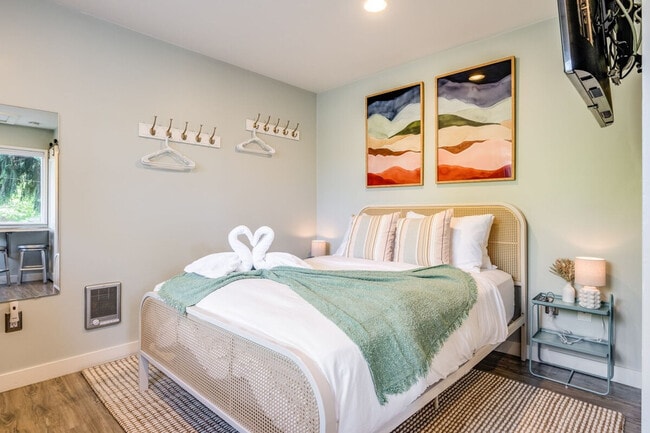 Photo - 8725 29th Ave NW Unidad ID1035884P