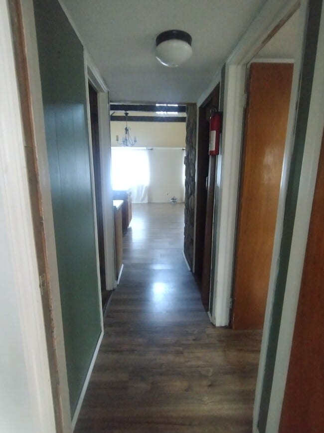 Photo - 418 Mercury Dr