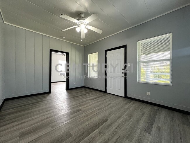 Photo - Charming 2/1 in Castleberry ISD for Rent!