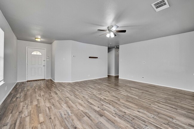 Photo - One story rental home in NW San Antonio!