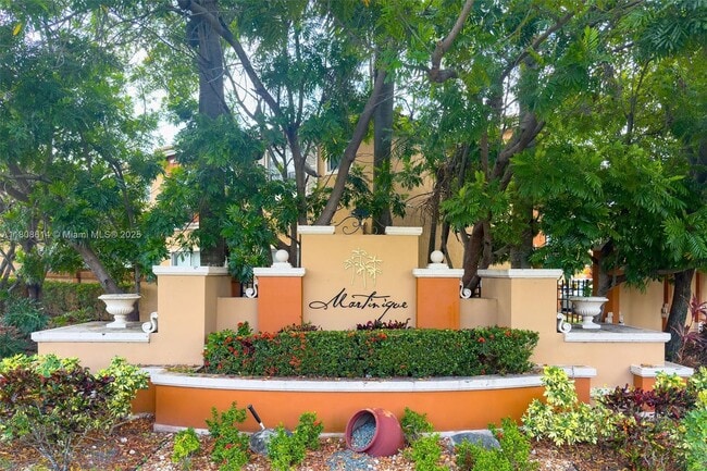 SO FLO Real Estate Group 2741 SW 120th Ter # 305-3 MIRAMAR, FL - 2741 SW 120th Ter Townhome