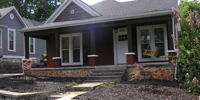 635 Park Street - 635 Park Street House