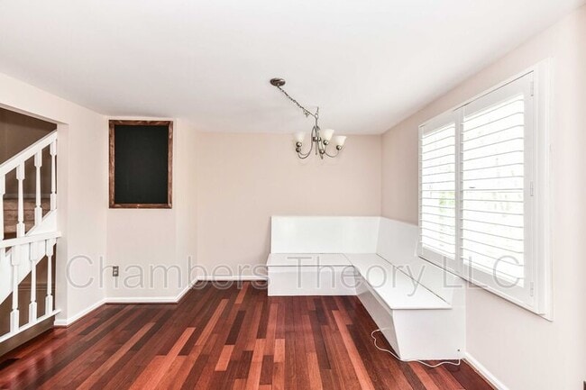 Photo - 1549 Twisted Oak Dr