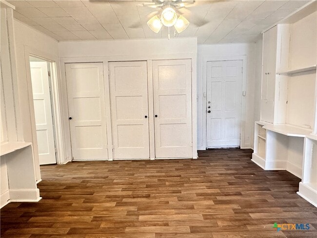 Photo - 240 W Sessom Dr