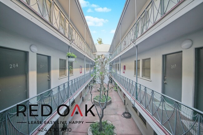 Photo - 615 N Rossmore Ave Unidad 101