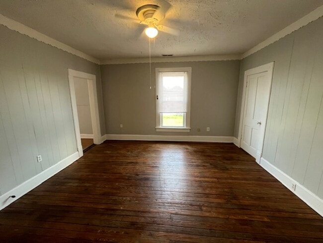 Photo - 76 E Innis Ave Unit Upstairs apartment