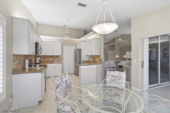 Photo - 5657 Whisperwood Blvd Unidad 204
