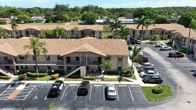 Building Photo - 9480 Boca Cove Cir Unit 416