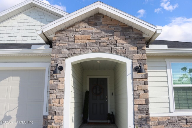 Photo - 7223 Hawkes Bnd St